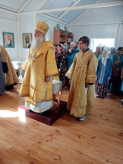 Освещение храма. Освещение храма.